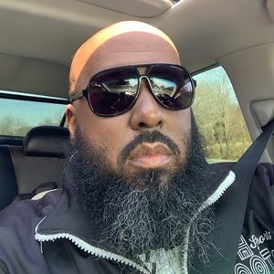 Meet your Posher, Derek